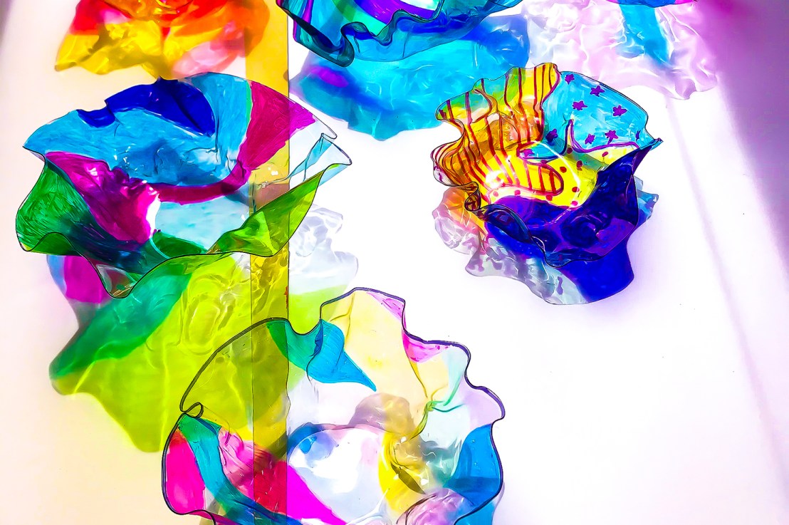 8th Grade – The Art of Dale&nbsp;Chihuly